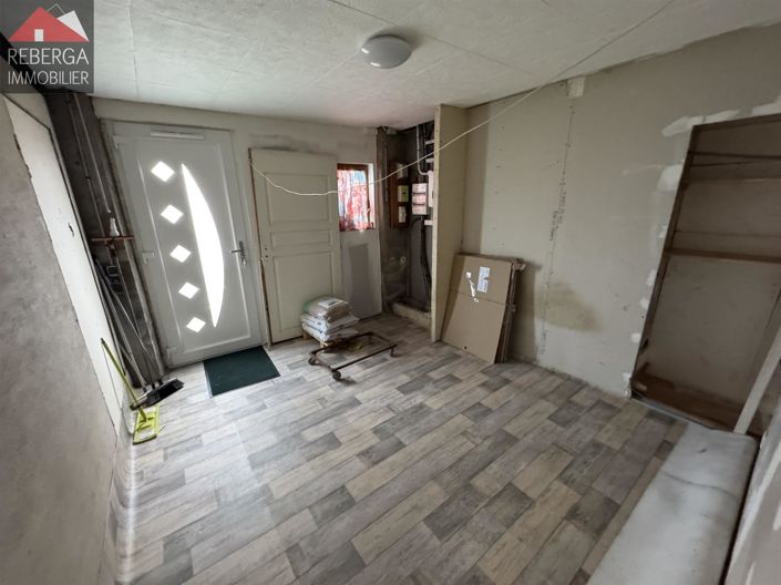 Image No.10-2 Bed House for sale