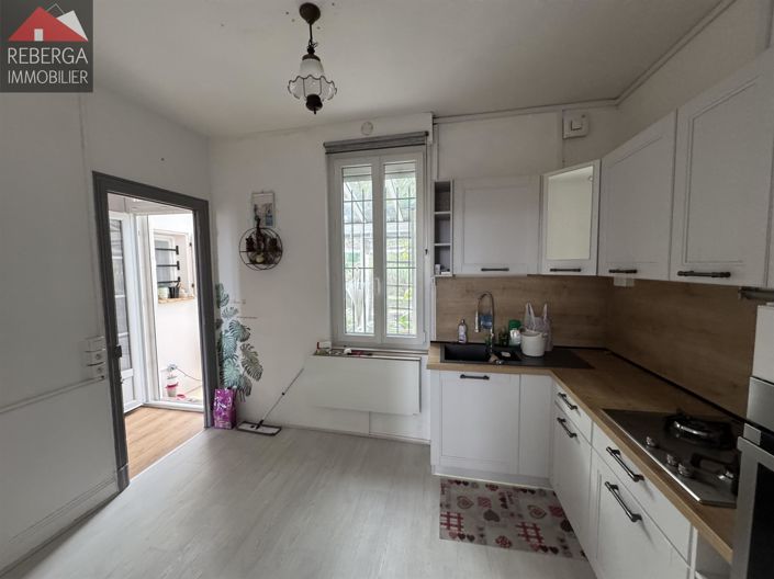 Image No.3-2 Bed House for sale