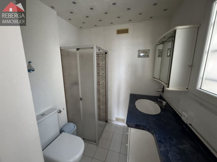 Image No.5-2 Bed House for sale