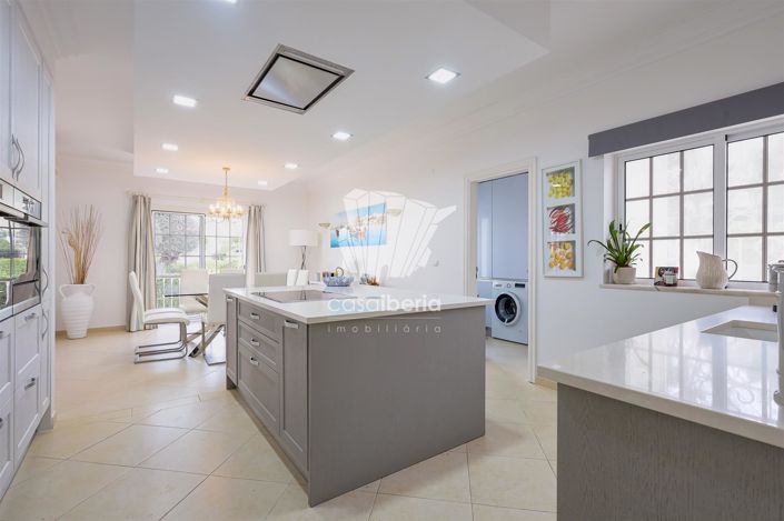 Image No.13-4 Bed House for sale