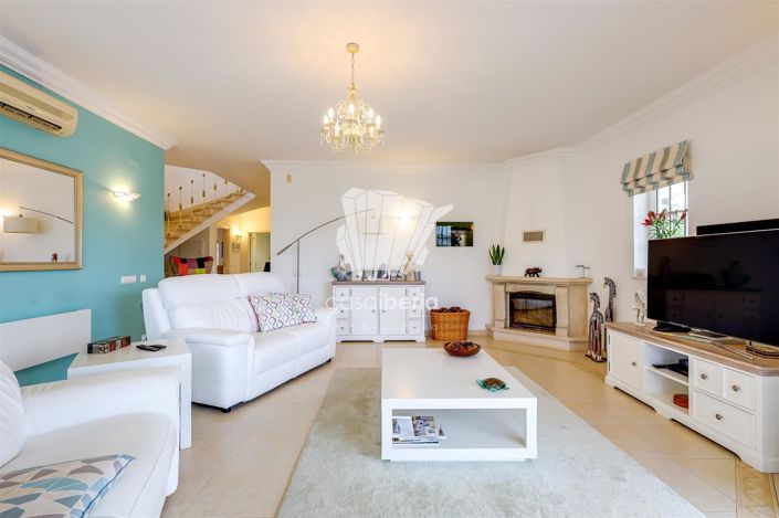 Image No.14-4 Bed House for sale