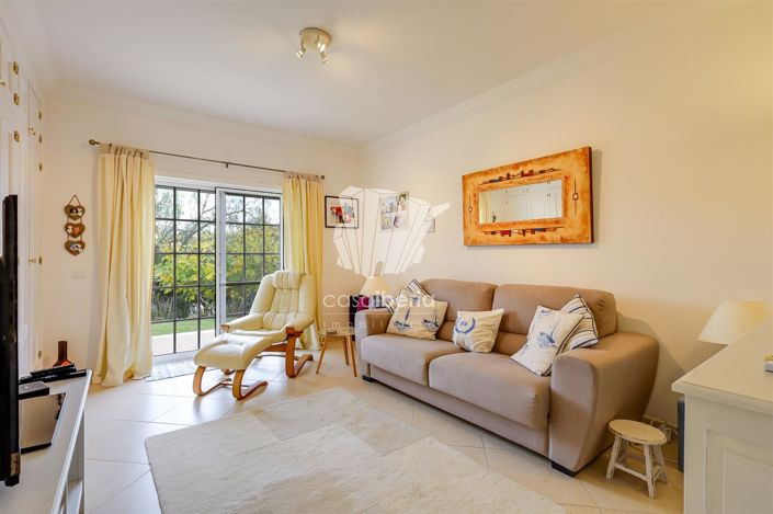 Image No.20-4 Bed House for sale