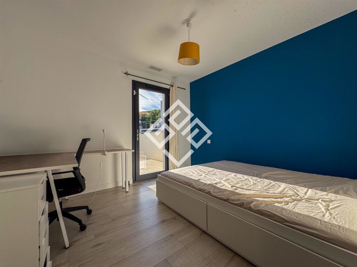 Image No.14-4 Bed House for sale