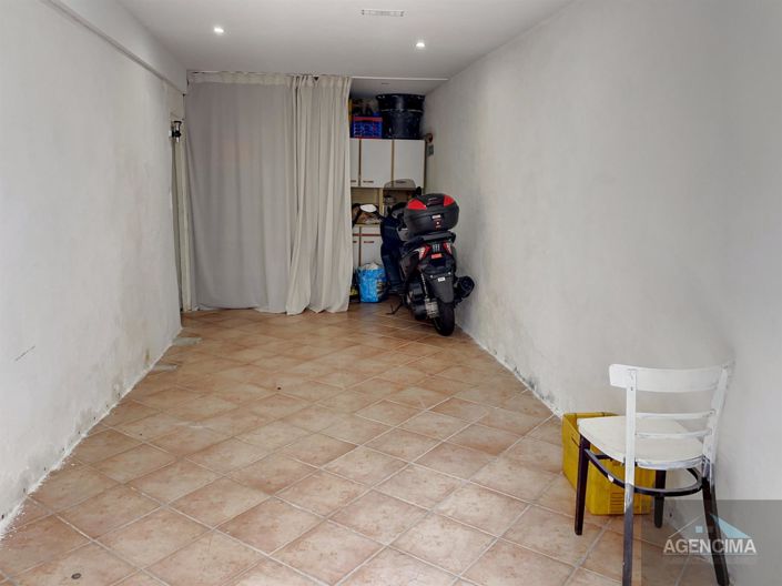 Image No.9-3 Bed House for sale