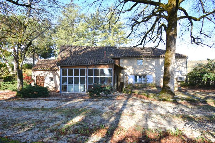 Image No.18-10 Bed House for sale