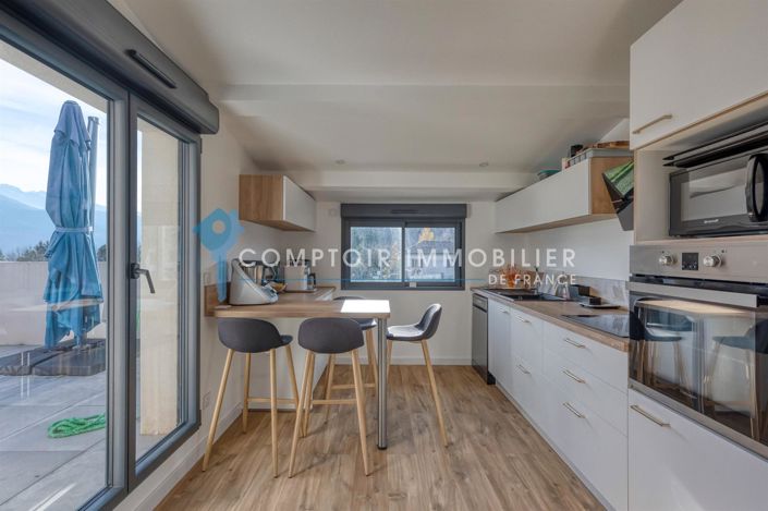 Image No.14-3 Bed Apartment for sale