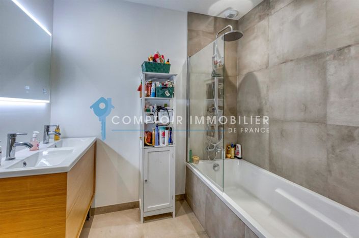 Image No.15-3 Bed Apartment for sale