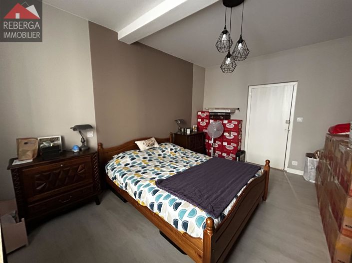 Image No.9-3 Bed House for sale