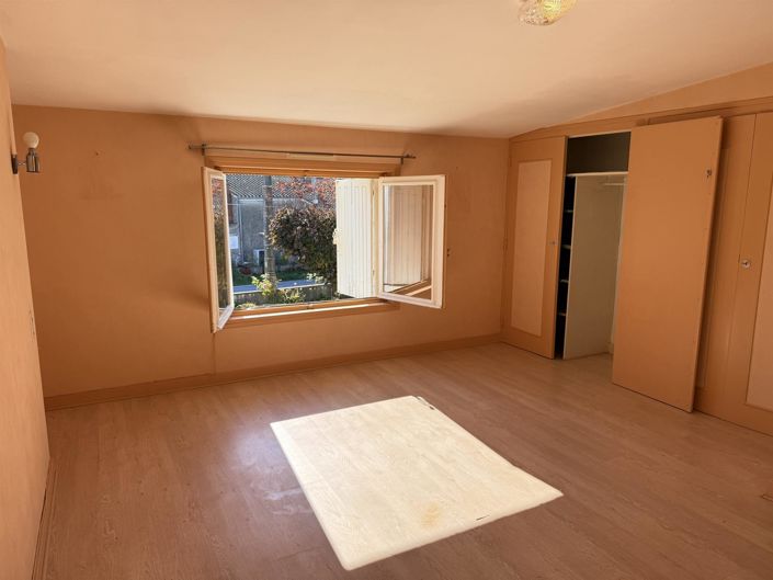 Image No.16-Maison de 9 chambres à vendre à Semussac