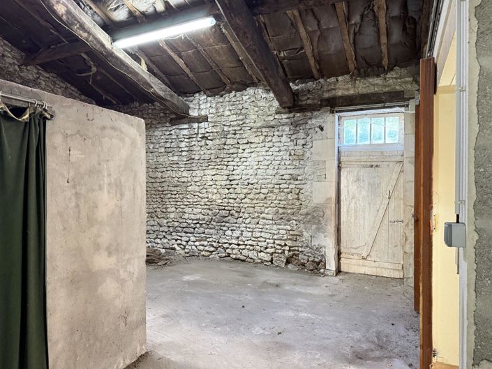 Image No.22-Maison de 9 chambres à vendre à Semussac