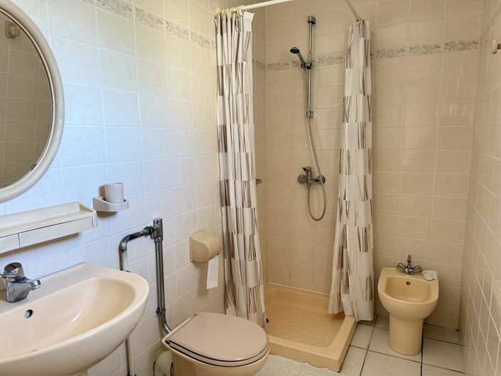 Image No.5-Maison de 9 chambres à vendre à Semussac