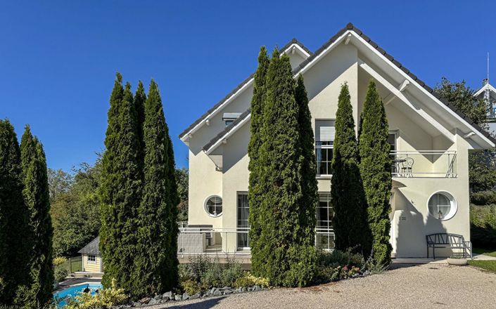 Image No.3-4 Bed House for sale