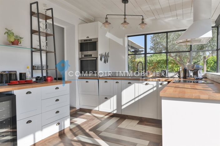 Image No.18-3 Bed House for sale