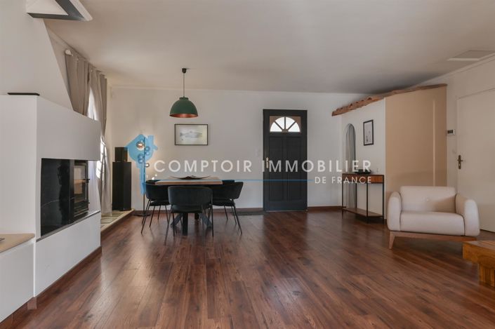 Image No.24-3 Bed House for sale