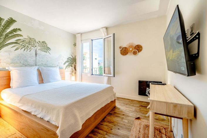 Image No.12-2 Bed Apartment for sale