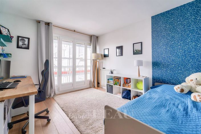 Image No.12-4 Bed Apartment for sale