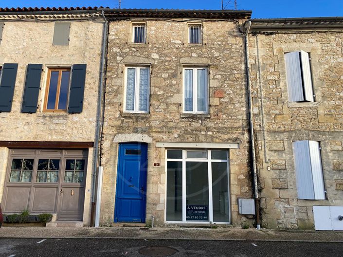 Image No.1-Maison de 2 chambres à vendre à Gensac