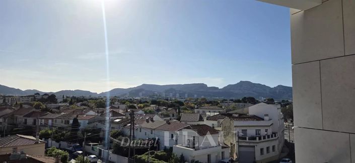 Image No.6-3 Bed Apartment for sale