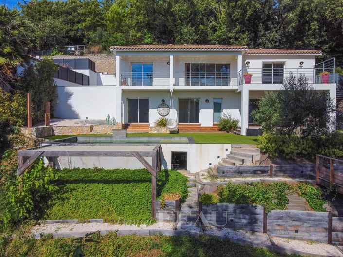 Image No.3-Maison de 5 chambres à vendre à Bagnols-en-Forêt