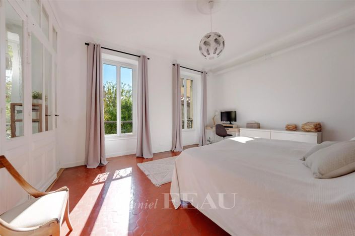 Image No.14-4 Bed Apartment for sale