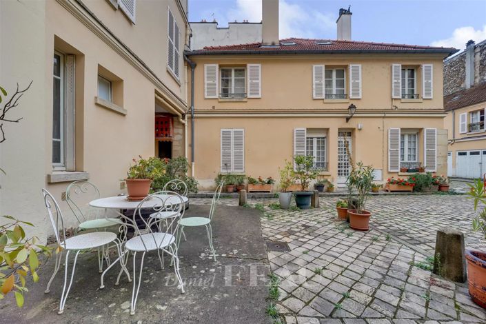 Image No.11-3 Bed Apartment for sale