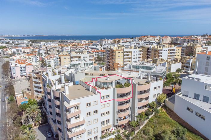 Image No.1-Appartement de 3 chambres à vendre à Lagos