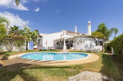 Maison de 4 chambres à vendre à Albufeira