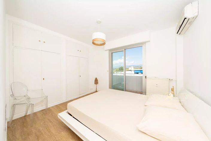 Image No.12-Appartement de 2 chambres à vendre à Le Cannet