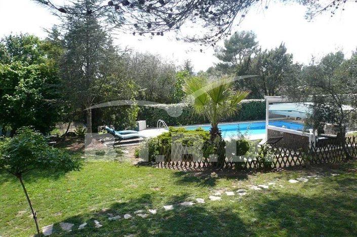 Image No.11-8 Bed House for sale