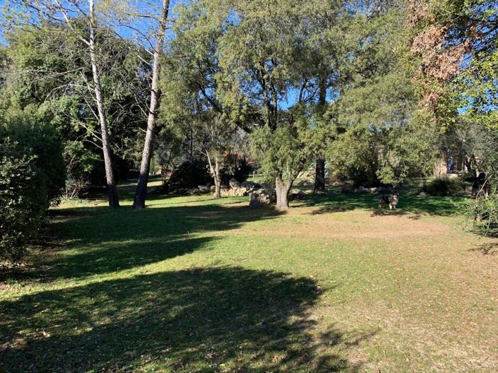 Image No.4-8 Bed House for sale