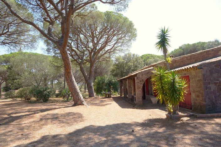 Image No.17-2 Bed House for sale