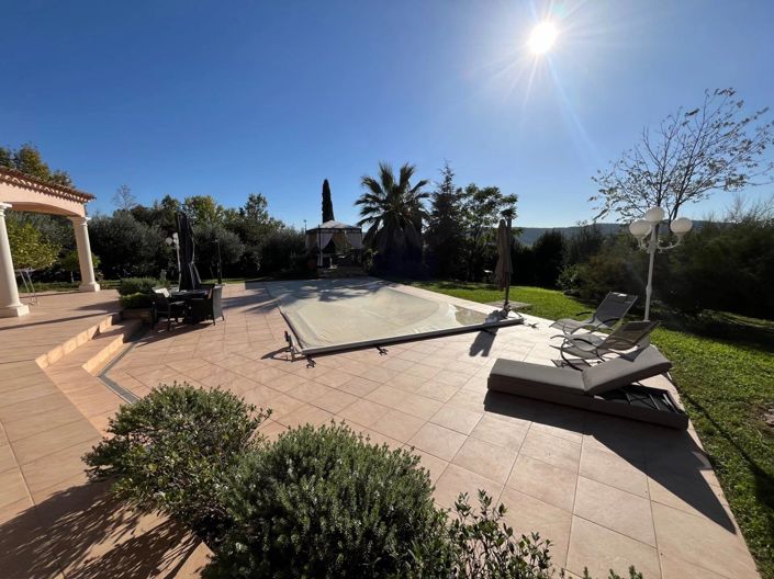 Image No.6-5 Bed House for sale