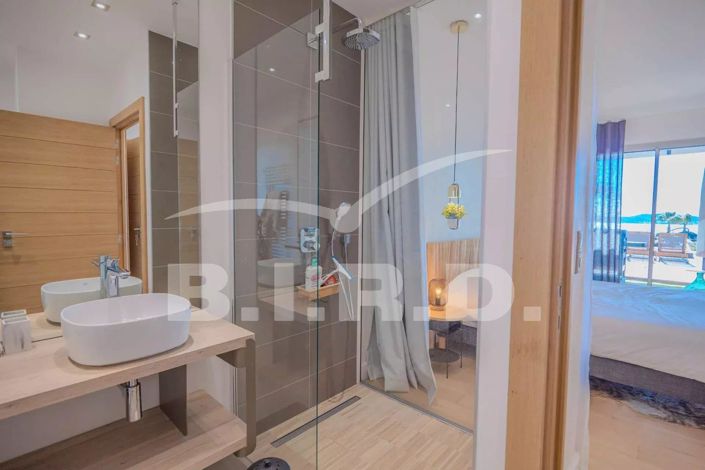 Image No.11-4 Bed House for sale