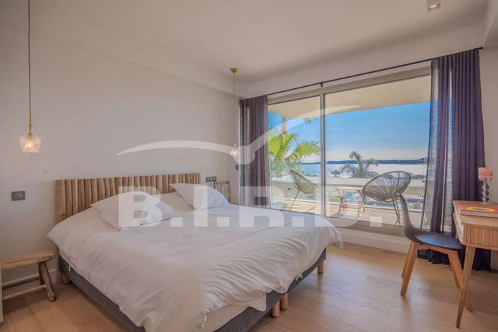 Image No.14-4 Bed House for sale