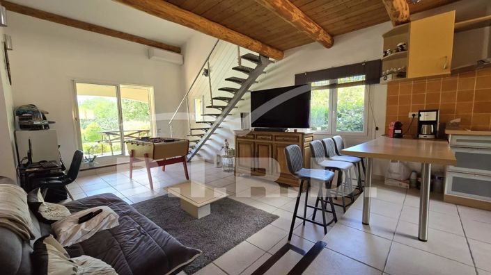 Image No.11-3 Bed House for sale