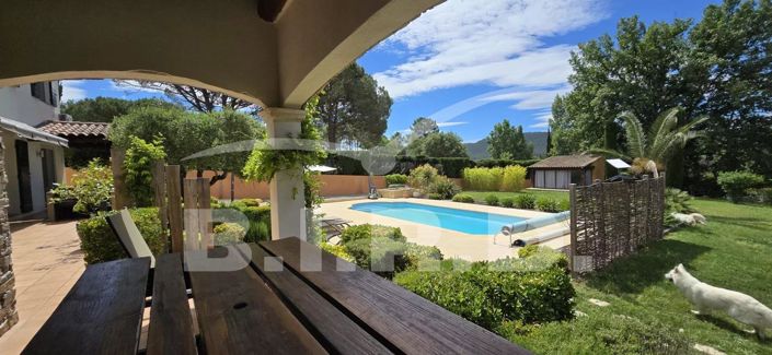 Image No.3-3 Bed House for sale