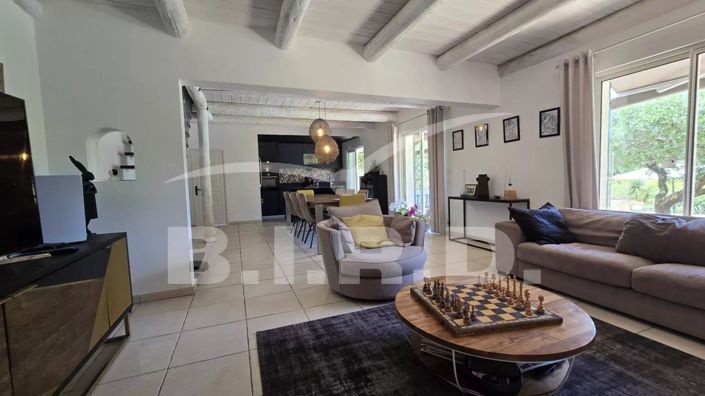 Image No.4-3 Bed House for sale