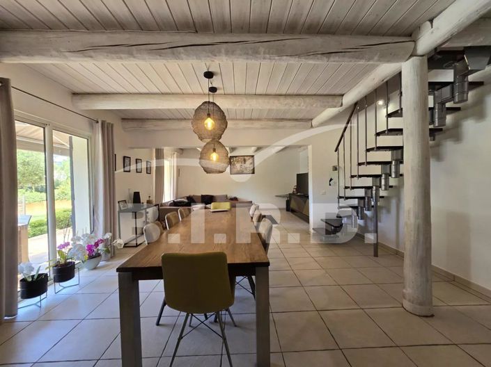 Image No.5-3 Bed House for sale