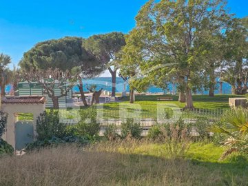 Maison de 4 chambres à vendre à Saint-Raphael