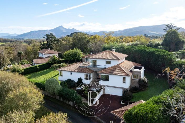 Image No.26-4 Bed House for sale