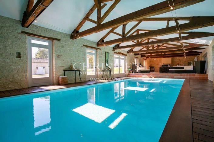 Image No.3-8 Bed House for sale