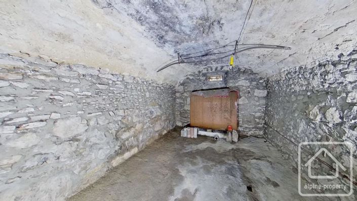 Image No.33-4 Bed Property for sale