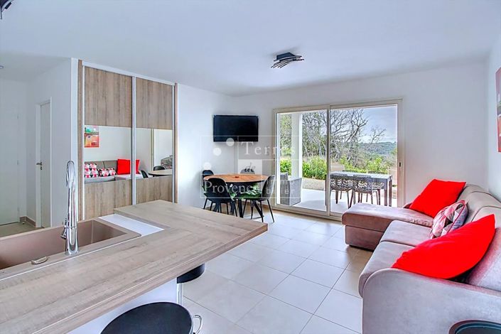 Image No.19-3 Bed House for sale