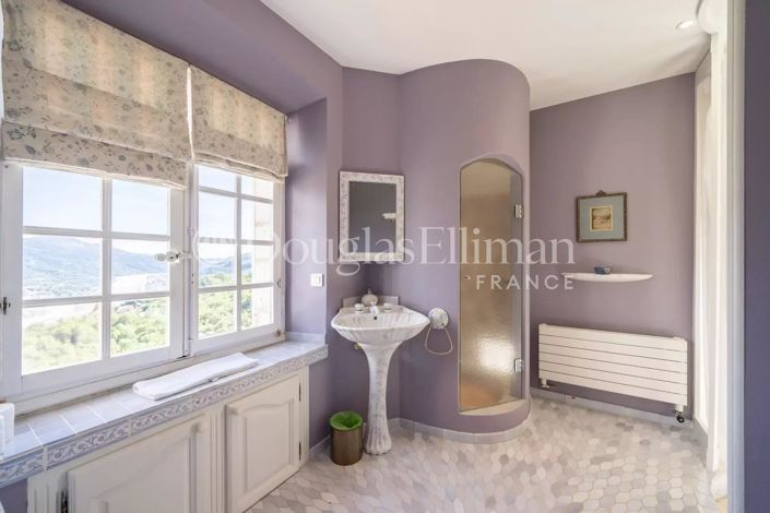 Image No.20-Maison de 11 chambres à vendre à Nice