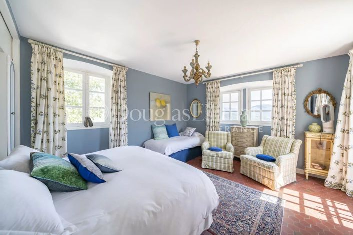 Image No.23-Maison de 11 chambres à vendre à Nice