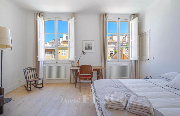 Image No.12-4 Bed House for sale