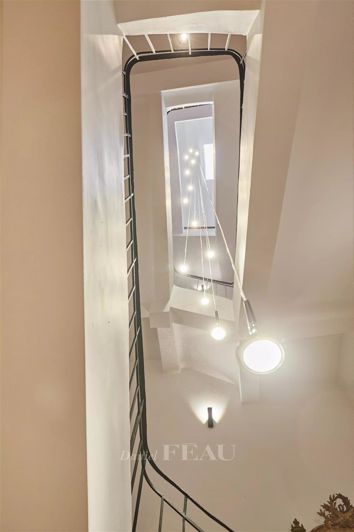 Image No.16-4 Bed House for sale