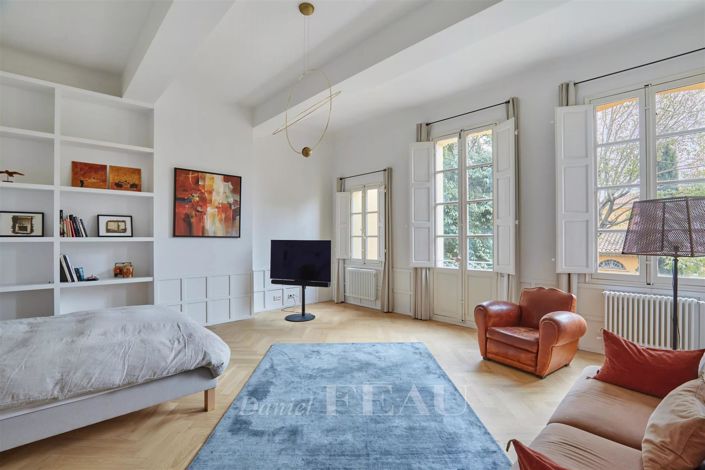 Image No.8-4 Bed House for sale