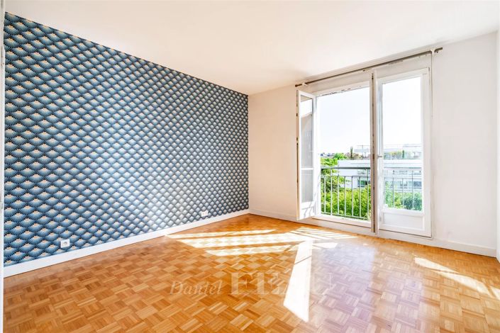 Image No.11-3 Bed Apartment for sale