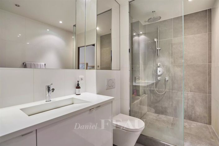 Image No.20-4 Bed Apartment for sale